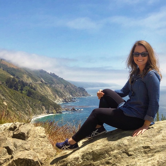 Meet your Posher, Mandi - Picture 1 of 1